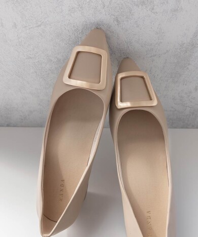 【新色入荷】ゴールドパーツパンプス