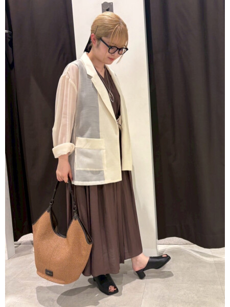2025 Spring -Summer  シアーアイテムでキレイめカジュアル