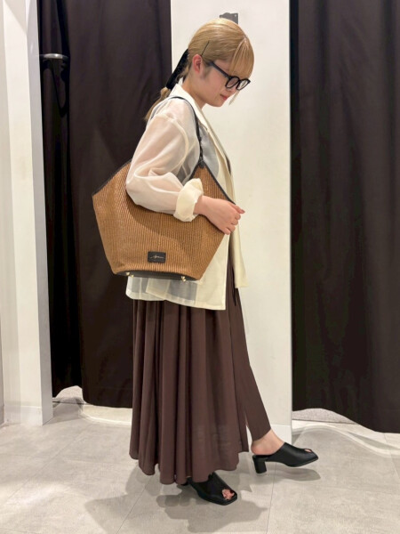 2025 Spring -Summer  シアーアイテムでキレイめカジュアル