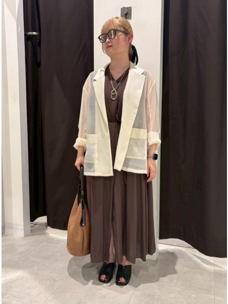 2025 Spring -Summer  シアーアイテムでキレイめカジュアル
