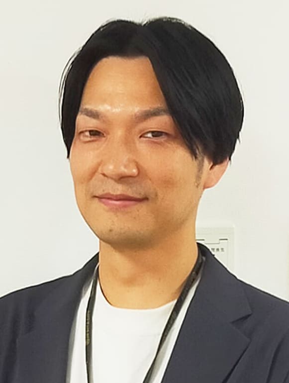 営業部衣料・雑貨グループ 加藤　文和