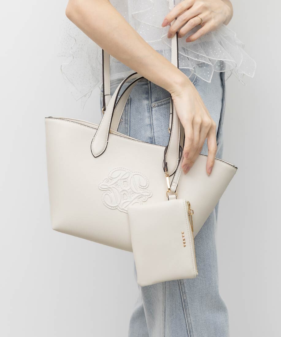 2WAY ポーチ付きモノグラムエンボストートバッグ │RANDA │ ショップ