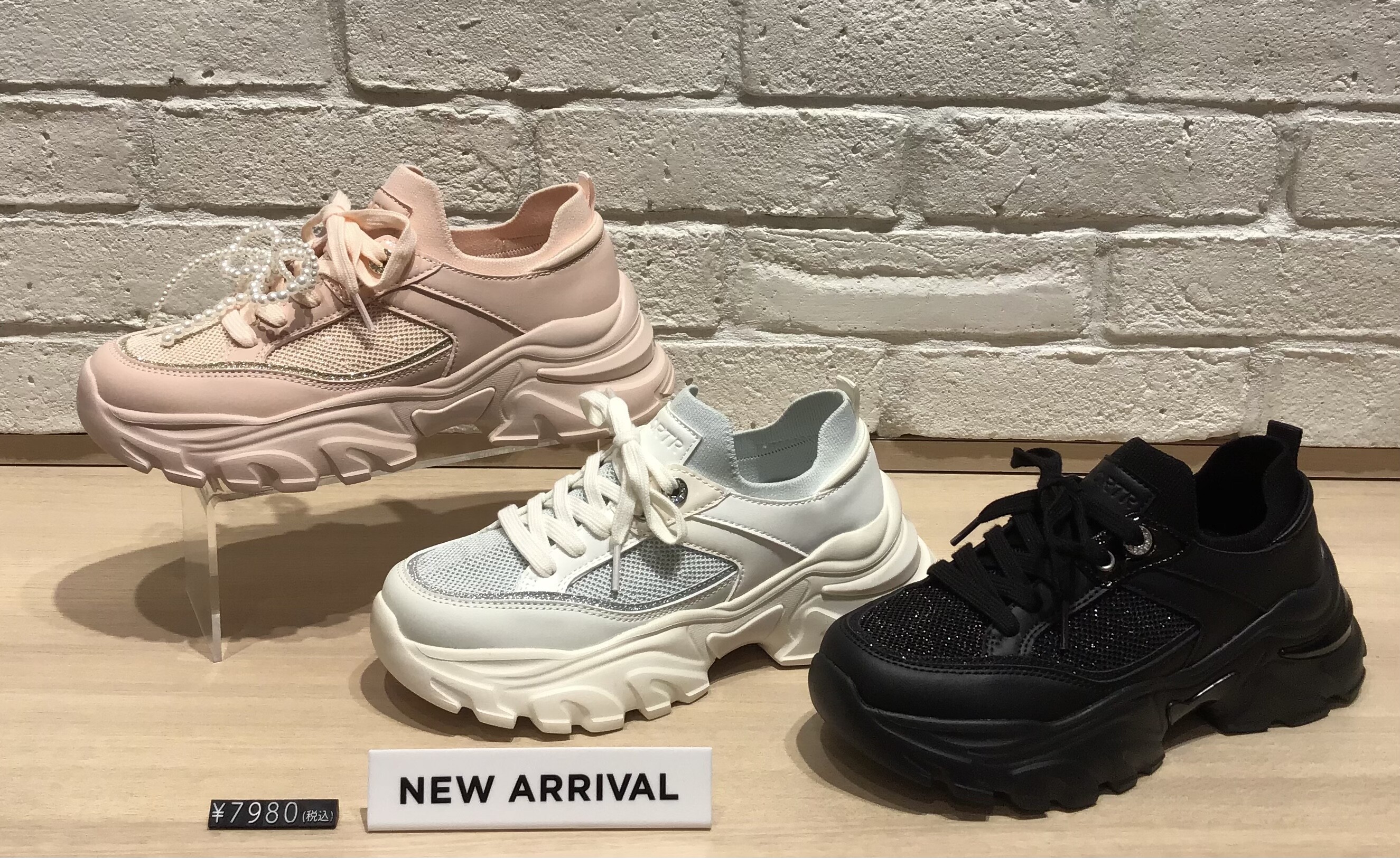 🌸新作スニーカー🌸 │ORiental TRaffic │ ショップブログ │ アミュ