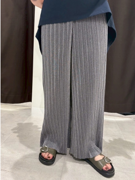 ラメプリーツワイドパンツ