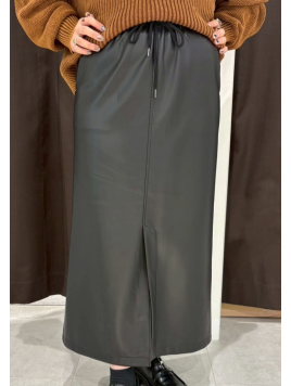 フロントスリットドッキングスカート