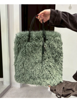 シャギーファートートバッグ