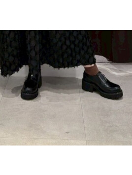 フロントジップタンクソールローファー