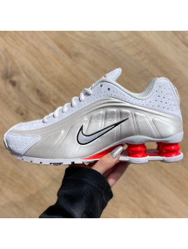 W SHOX R4 