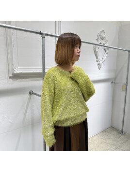 シャギーニットプルオーバー