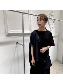 切替アシンメトリーTシャツ