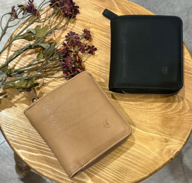 クレドランの革財布