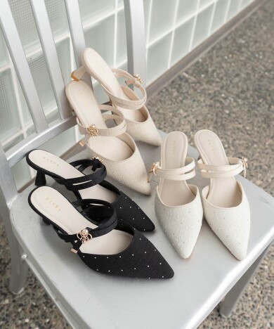 モノグラムパールミュールパンプス