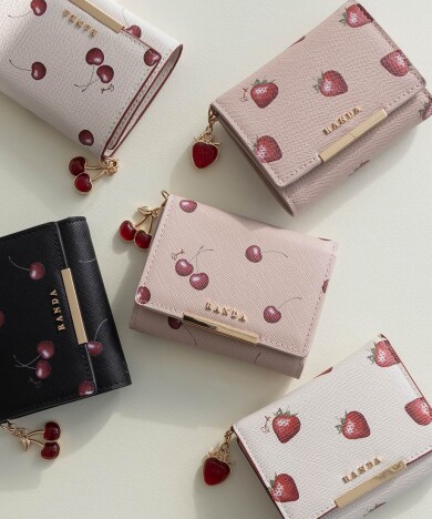 【Cherry＆Strawberry】チャーム付き三つ折りウォレット