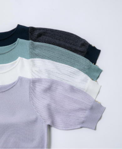 『透かし編みスリーブニット』好評発売中！！