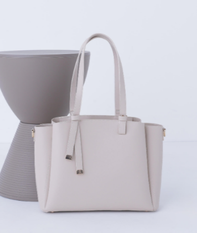 『ドロップリボントートバッグ』好評発売中!!