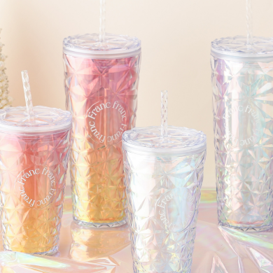 【NEW✨】つやっと煌めくオーロラカラーのプラスチックタンブラー🤍