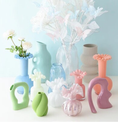 春らしいカラーリングのフラワーベース💐✨