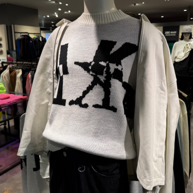 【NIKE】SWTR KNIT CREW🧶