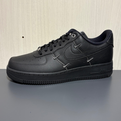 NIKE 新作ご紹介🖤