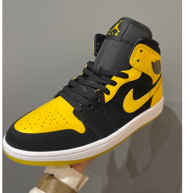新作💛AJ1 MID🖤
