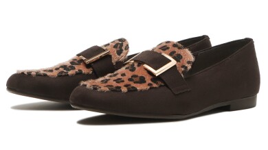 秋冬シーズンにピッタリ!新作ローファー✨