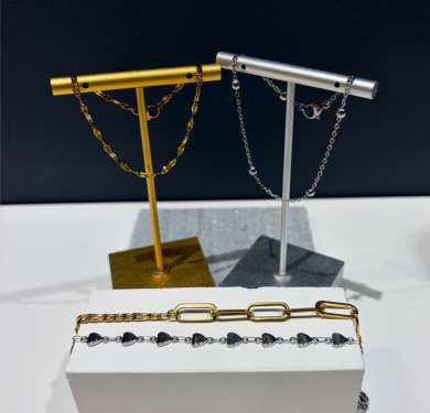 necklace-cut Bracelet