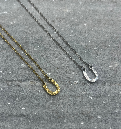 Horseshoe necklace
