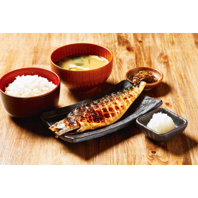 炭火焼和めし処 しんぱち食堂
