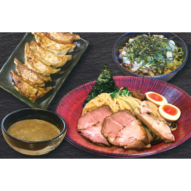 つけ麺らー麺まる中