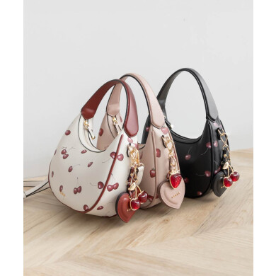 【Cherry&Strawberry】2WAY ハーフムーンショルダーバッグ