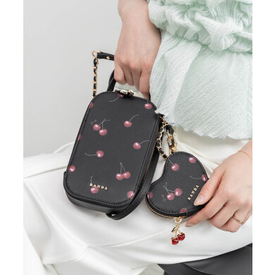 【Cherry＆Strawberry】ハートポーチ付き2WAYマルチショルダーバッグ