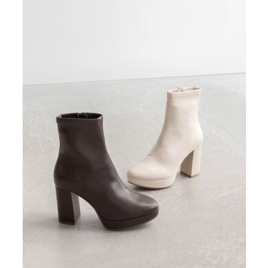 晴雨兼用 チャンキーヒールベーシックショートブーツ