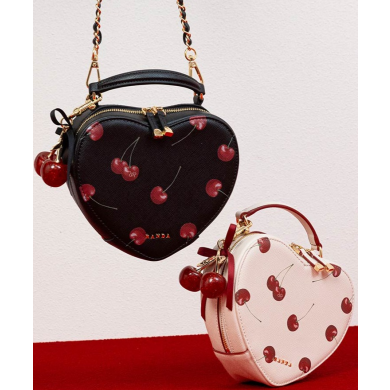 【Cherry Collection】2WAYチェリープリントハートバッグ予約受付中♪