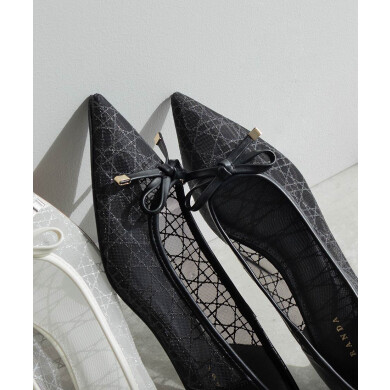 グリッターラインチュールパンプス