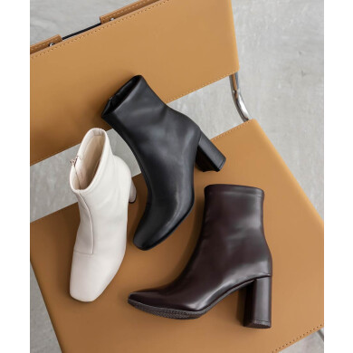 晴雨兼用 ベーシックラウンドスクエアショートブーツ