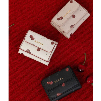 Cherry Collection】チェリープリントミニウォレット予約受付中