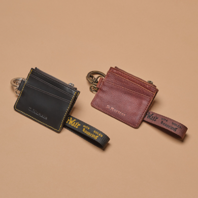 🃏カードホルダー🃏スタッフコーデ紹介☺︎