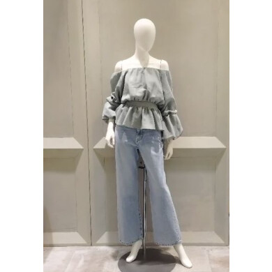 『メッシュギャザーペプラムブラウス』好評発売中！！