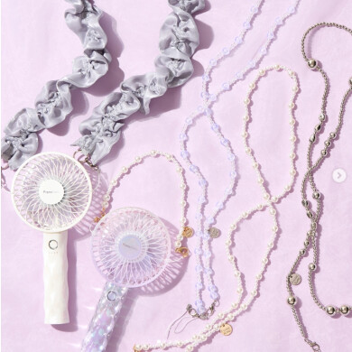 ハンディファンをおしゃれに持ち運べるストラップが今年も登場🪄 　