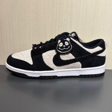 ⚪️NIKE ダンク LOW レトロ SE⚫️