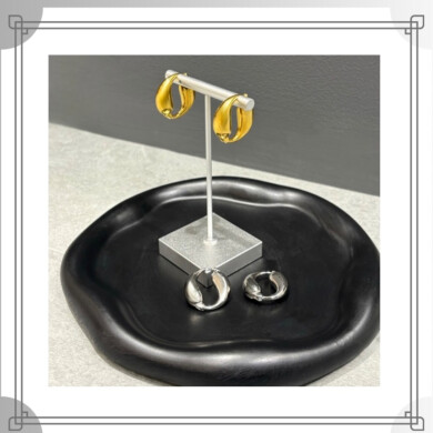 \スタッフも愛用🤎/オススメピアス