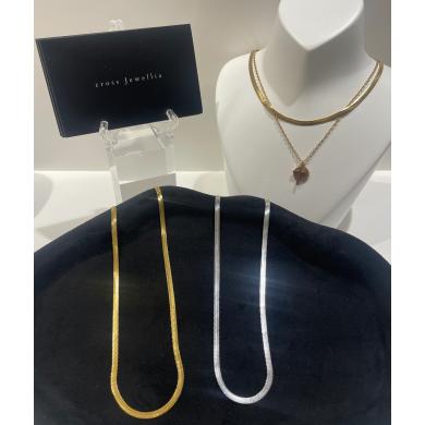 Flat snake chain necklace