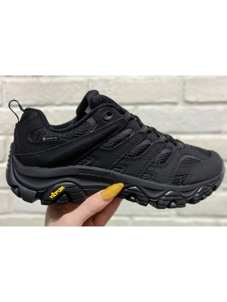 👟MERRELLスニーカー👟