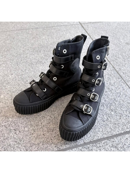 👟CONVERSEシューズ👟