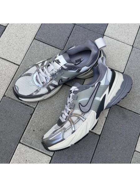 👟NIKEスニーカー👟