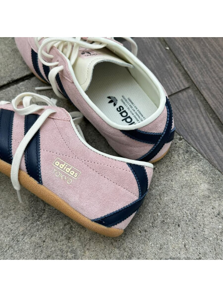 👟ADIDASスニーカー👟