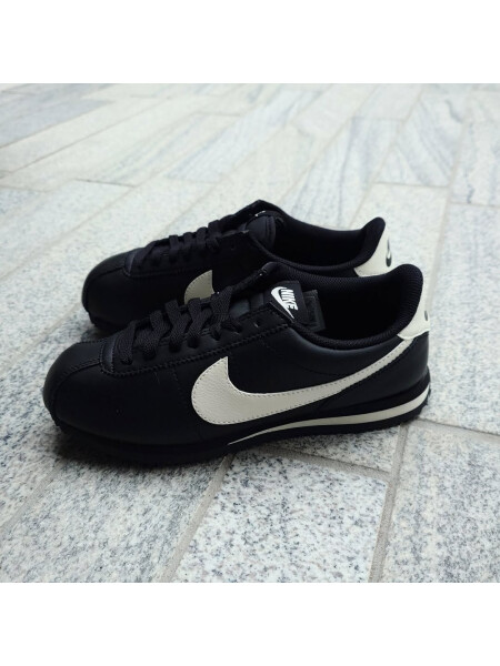 👟NIKEスニーカー👟