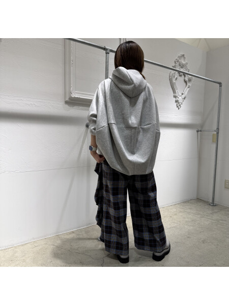 2025 AUTUMN/WINTER