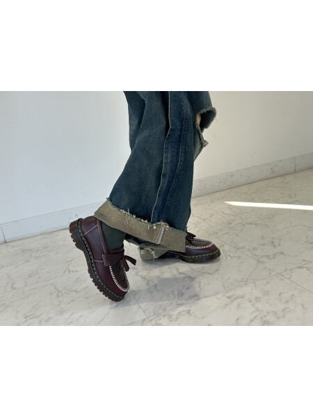 人気ローファー“ADRIAN”のREDがセール中✨