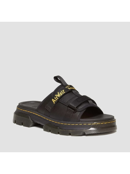 履きやすさと過ごしやすさ最強サンダルです👡